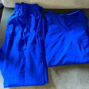 Scrubs-size medium